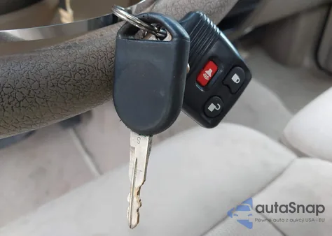 2004 Ford F-150 Lariat/Xlt from USA, damaged, VIN 1FTPW12594KC19982